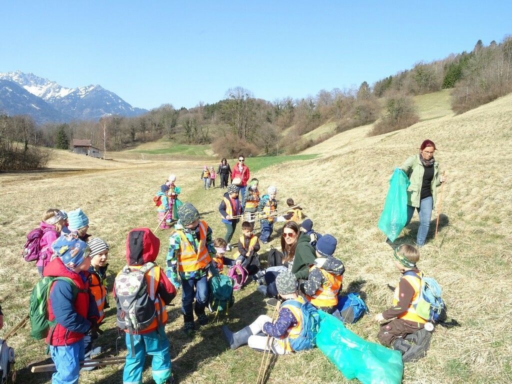 Eingesendet. Vereinsnachrichten aus dem Bezirk