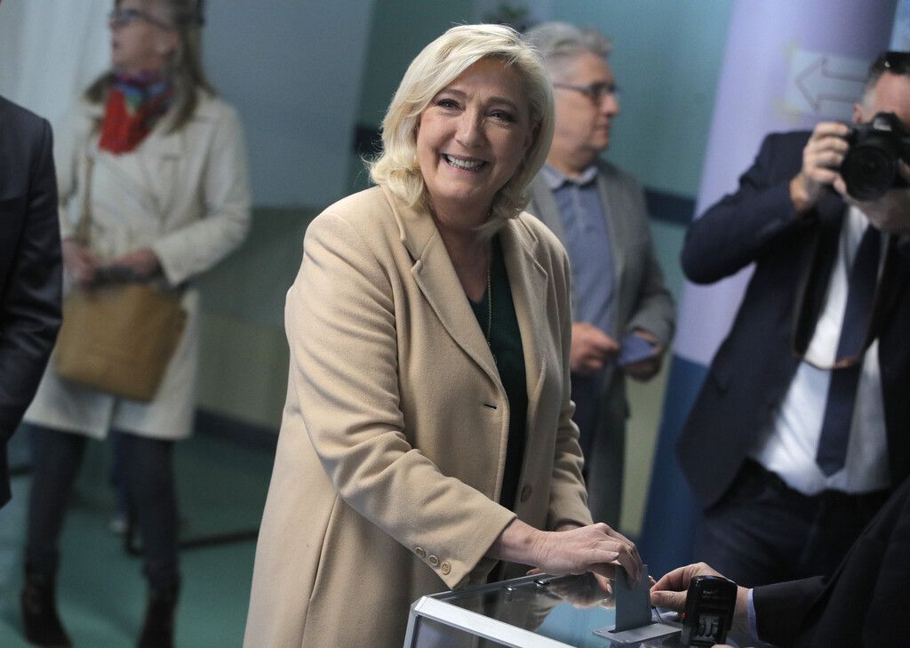 Runde zwei für Macron und Le Pen