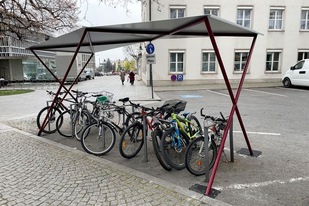 Fahrradports in der Innenstadt