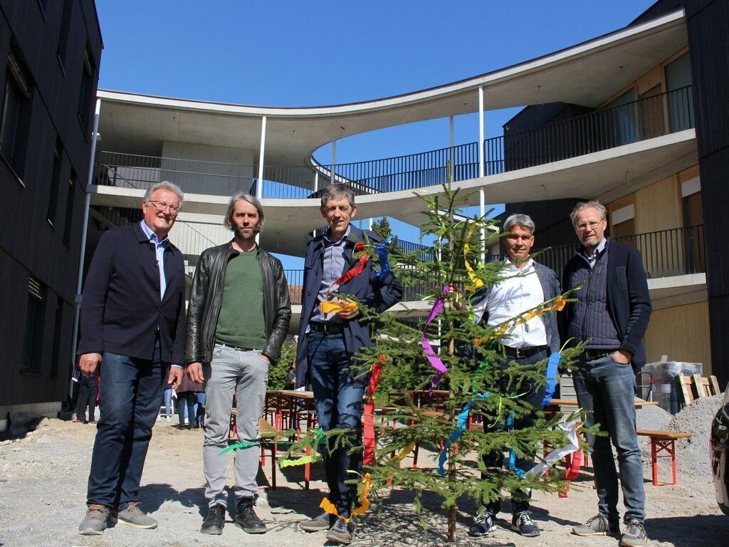 Firstfeier für spezielle Wohnphilosophie in Lochau
