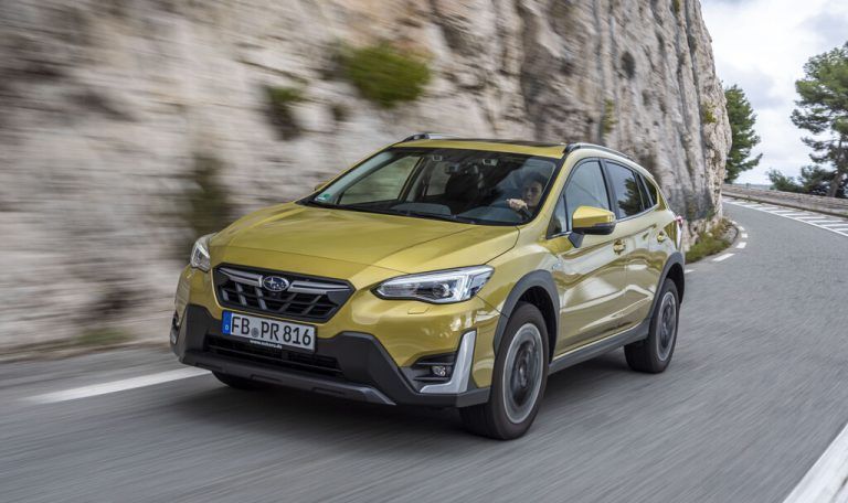 Subaru XV: Dezent eingesetzte Dekorelemente verleihen dem japanischen Allround- und Allradkompakten eigenständigen Charakter und Pfiff.