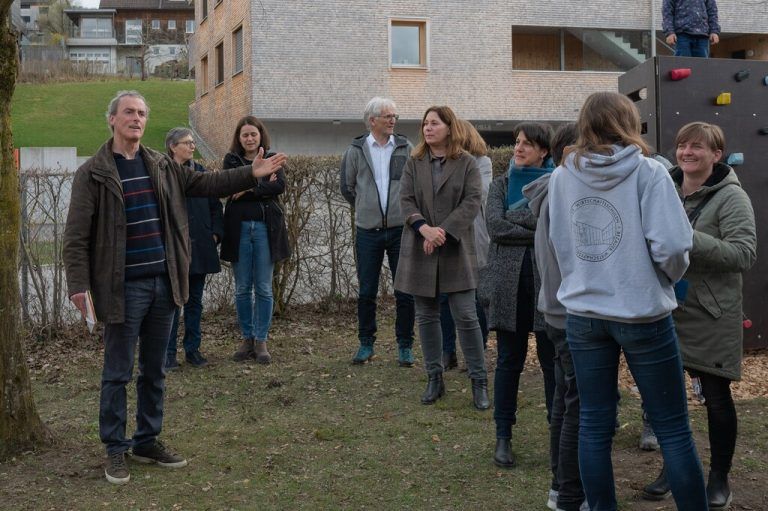 Werkraumchoach Klaus Metzler erläuterte die Entstehung des Projekts.