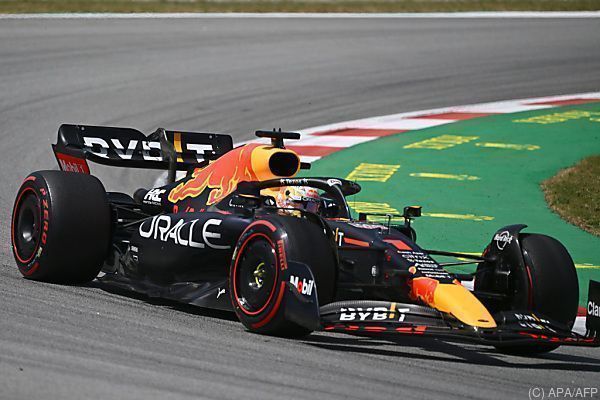 Verstappen gewinnt Spanien-GP &#8211; Leclerc mit Defekt out