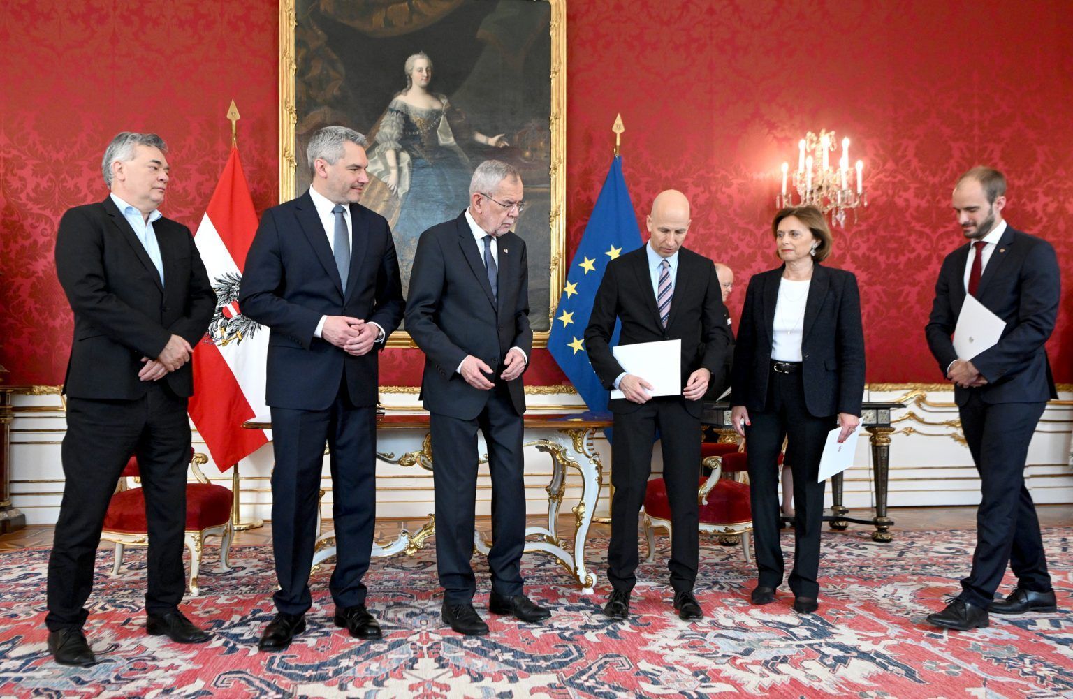 Bundesregierung beschäftigt zwei Staatssekretäre ohne Aufgaben