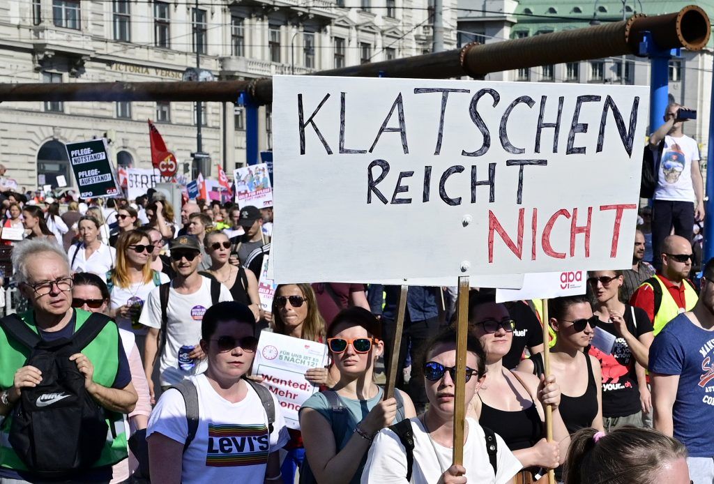 Rauchs Milliardenpaket für die Pflege als Notfallsplan