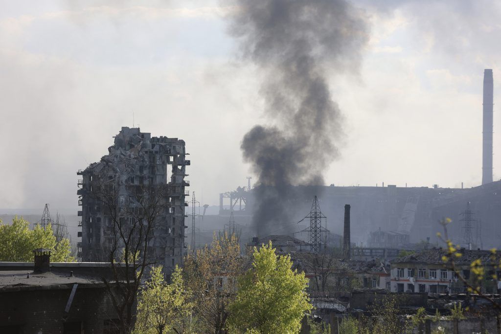 Kiew: Russische Soldaten im Mariupoler Stahlwerk