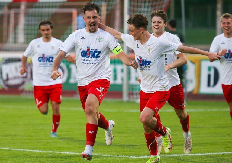 Die Juniors aus Dornbirn wollen auch im Finale jubeln und Cupgeschichte schreiben. <span class="copyright">Hartinger</span>