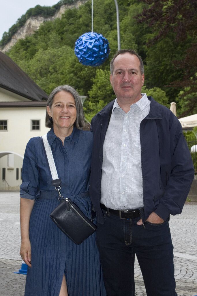 Besucherpaar Bettina und Patrick Egle (Lusthaus).