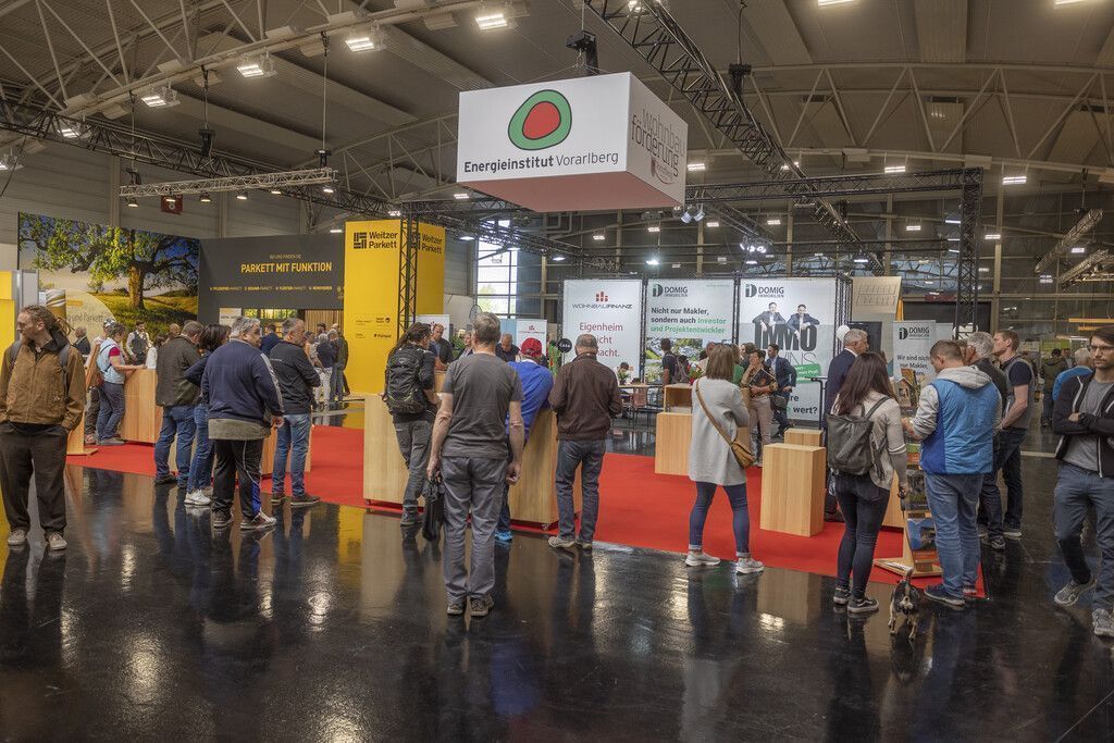 10.000 Besucher holten sich Infos bei Baufachmesse com:bau