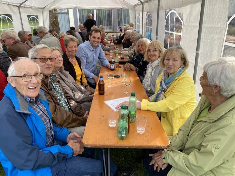 Die Mitglieder des Kneipp Clubs Hörbranz mit Neumitglied Bürgermeister Andreas Kresser.