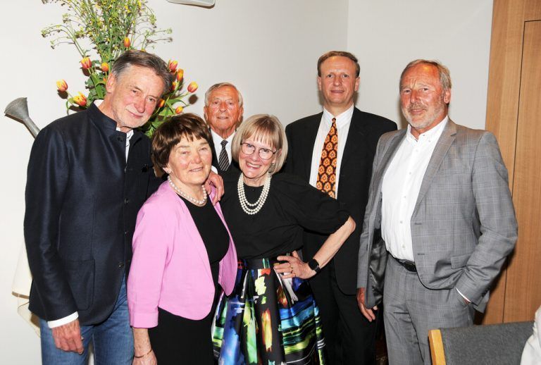 <p class="caption">Hans Peter Bischof, Anni Raid, Edi Lex, Ingrid Haderer-Matt, Walter Frey und Klemens Voith.</p><p class="caption"/>
