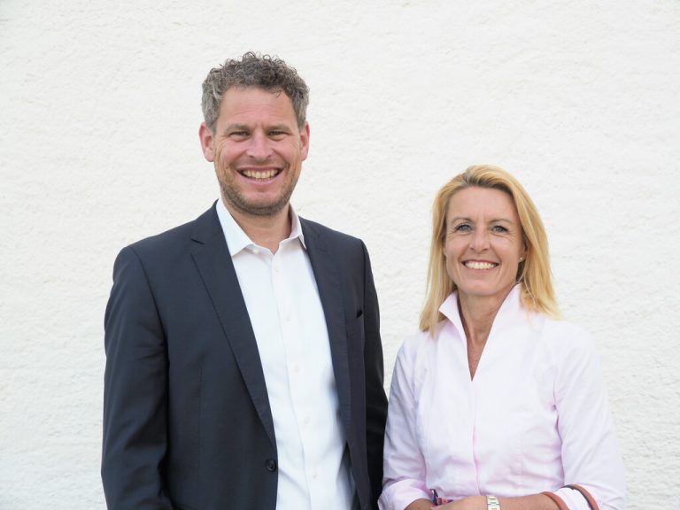 Markus Comploj und Petra Kreuzer (Vlbg. Wirtschaftskammer).
