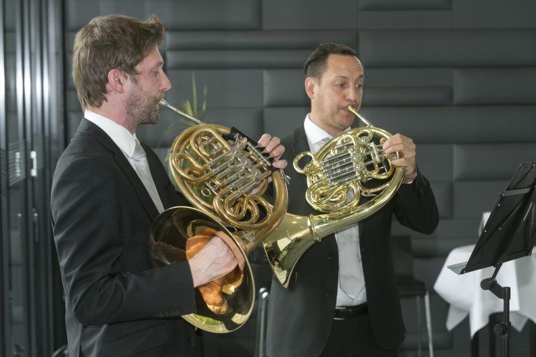 Martin Schöch und Andreas Schuchter umrahmten die Programmpräsentation.