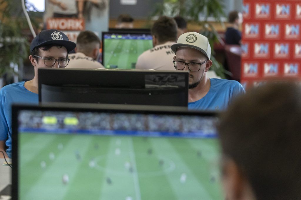 Das sind die ersten vier Teams für das eSport-Cup-Finale