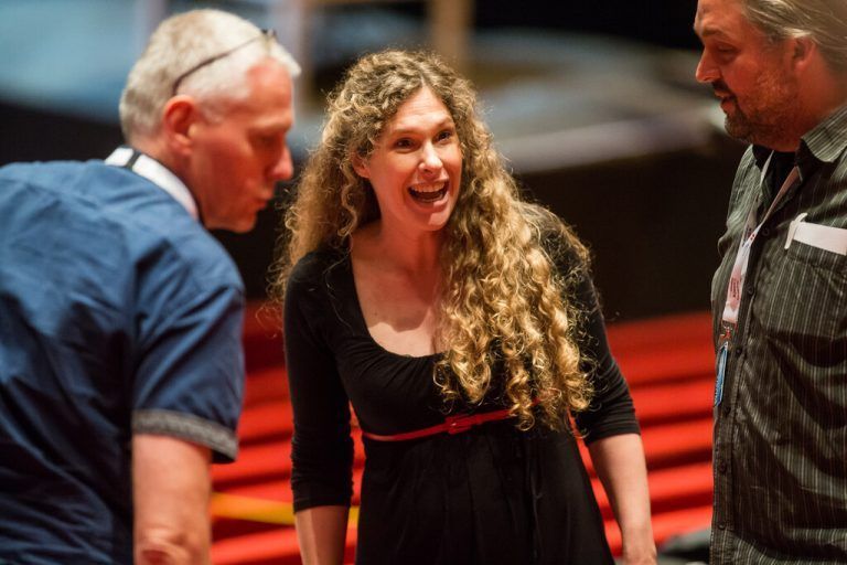 Regisseurin Lotte de Beer bei den Proben für Rossinis Oper „Moses in Ägypten“ 2017 bei den Bregenzer Festspielen. VN/Steurer
