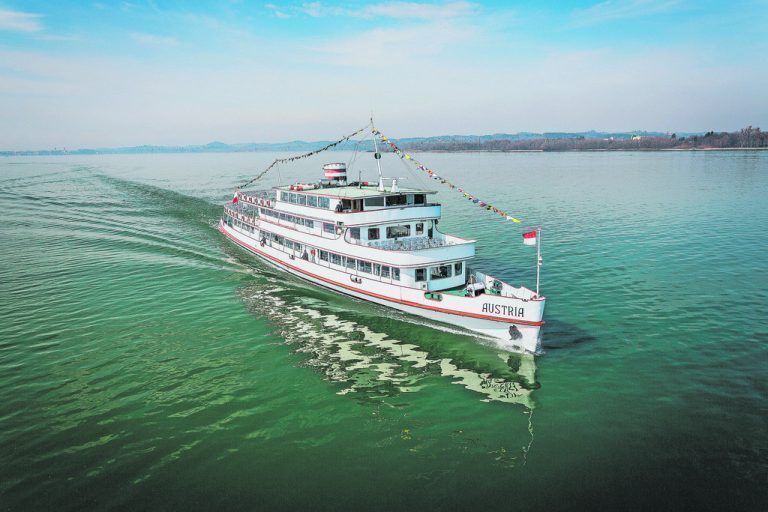 Schiff ahoi! heißt es täglich von Montag bis Samstag um 9.10 Uhr ab Bregenz Hafen für die VN-Frühstücksfahrt mit den Vorarlberg Lines. Reinhard fasching