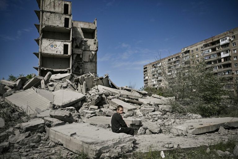 Schon über drei Monate tobt ein Krieg in der Ukraine. Die Aufnahme stammt aus Kramatorsk im Donbass. AFP