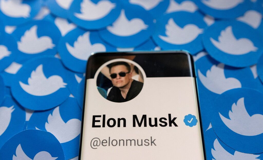 Musk legt Twitter-Übernahme auf Eis