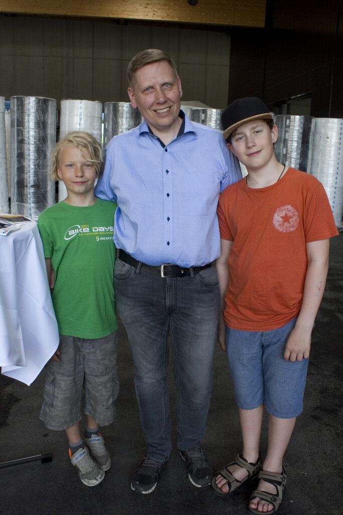 Thomas Opava mit David (l.) und Julian.