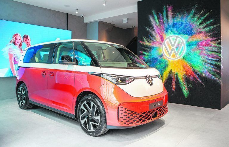 VW ID.Buzz: Sympathischer Mix aus Retro-Zitaten und moderner Kühle.werk (3), Hourdek