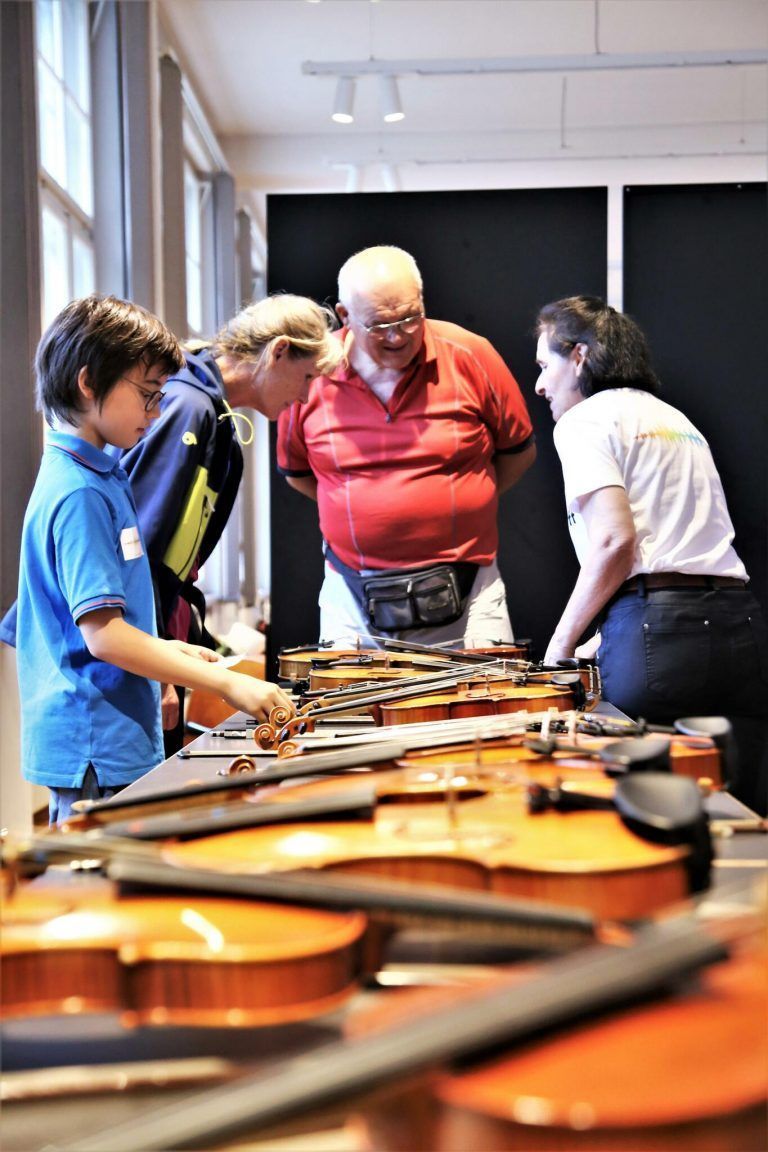 Das Klangfest wurde sowohl im Pförtnerhaus als auch außerhalb im Gelände des Reichenfelds abgehalten.