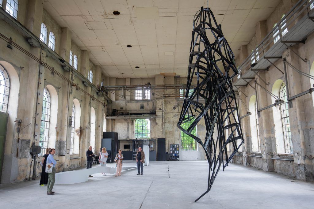Im Kunstraum Dornbirn wird der Stahl müde