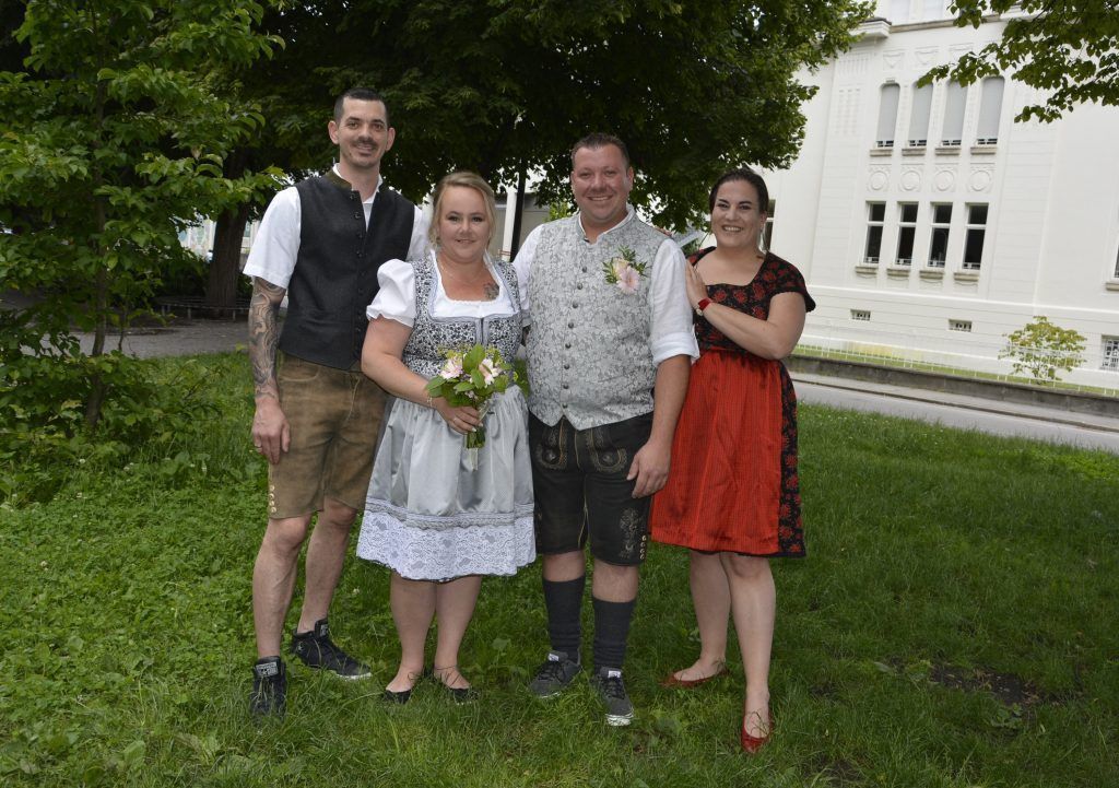 Hochzeit von Jasmine Mäser  und Angelo Valline