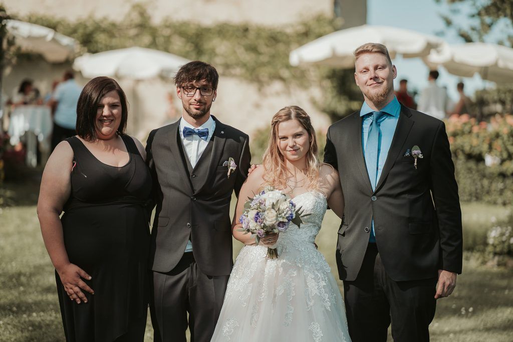 Hochzeit von Nadine-Marie Ballweber  und Richárd Szentesi