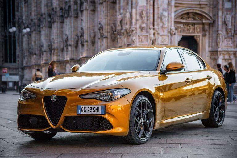 Alfa Romeo Giulia: heckgetriebene Italianità. Benziner und Diesel. 190 bis 510 PS. Ab 49.900 Euro. Top-Modell: Quadrifoglio. Ab 109.000 Euro.