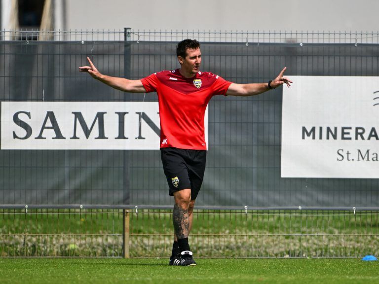 ALTACH,AUSTRIA,21.JUN.22 - SOCCER - ADMIRAL Bundesliga, SCR Altach, training start. Image shows head coach Miroslav Klose (Altach). Photo: GEPA pictures/ Oliver Lerch