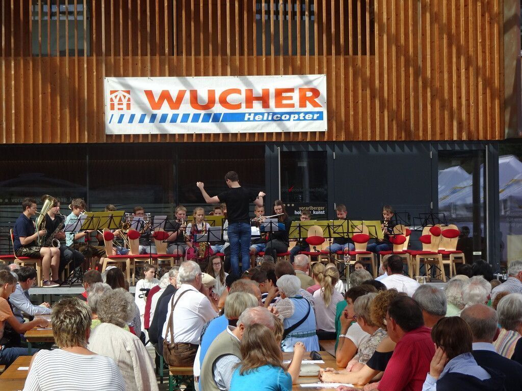 Lätz Fätz 2022: Die Harmoniemusik Ludesch lädt zur großen Feier