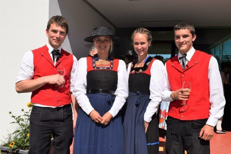 Auch junge Wälderinnen und Wälder tragen stolz die Tracht.
