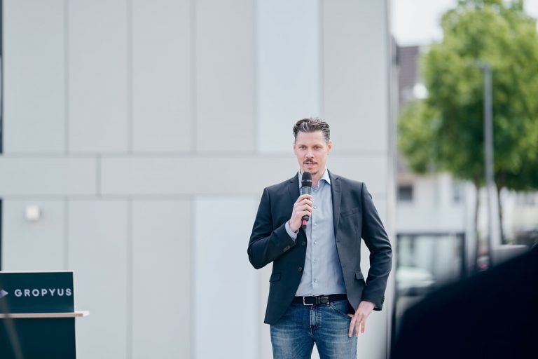 CEO Markus Fuhrmann bei der Eröffnung des Gebäudes. Gropyus/Cordero