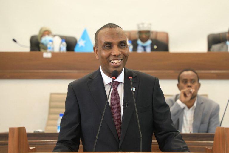 Das somalische Parlament ebnete mit der Wahl von Hamza Abdi Barre zum neuen Premierminister den Weg für eine neue Regierung. AFP