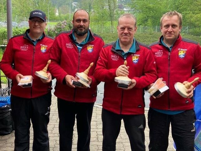 Die erfolgreichen Hörbranzer Spieler. svl