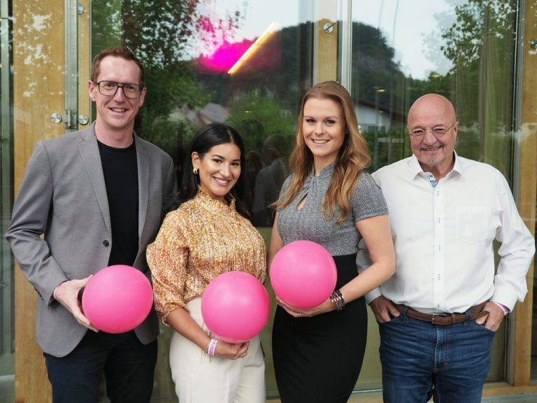 Die Keynotespeaker Martin Dechant, Nourhan Rihan, Barbara Stritzki und Gregor Staub bei der HR-Nacht in Götzis. sie