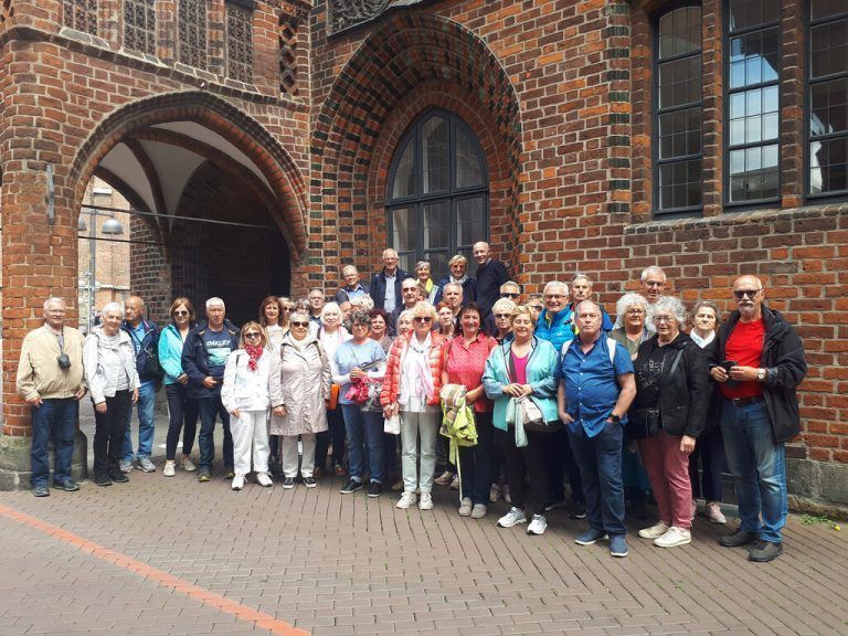 Die Seniorenbund Reisegruppe besuchte die Hansestadt Hamburg mit einem fröhlichen Moin moin. Seniorenbund