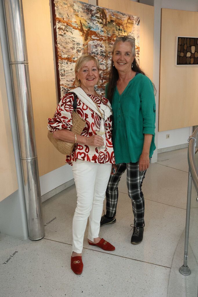 Elisabeth Brändle (benedicta) und Ingrid Fleisch.