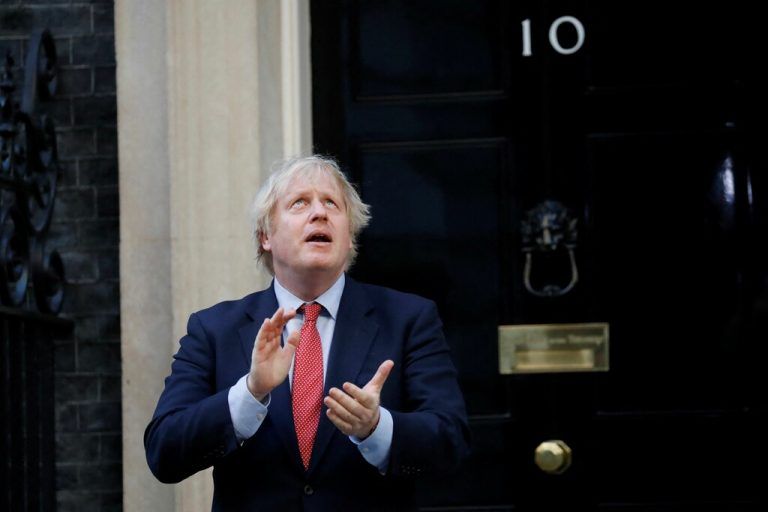 Boris Johnson übersteht das Misstrauensvotum in seiner Fraktion. »D7