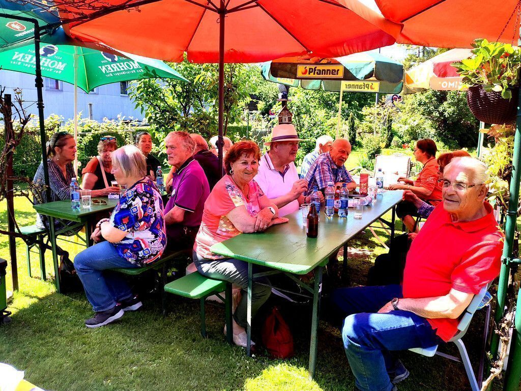 Spaziergang am See und Barbecue bei Gerhard