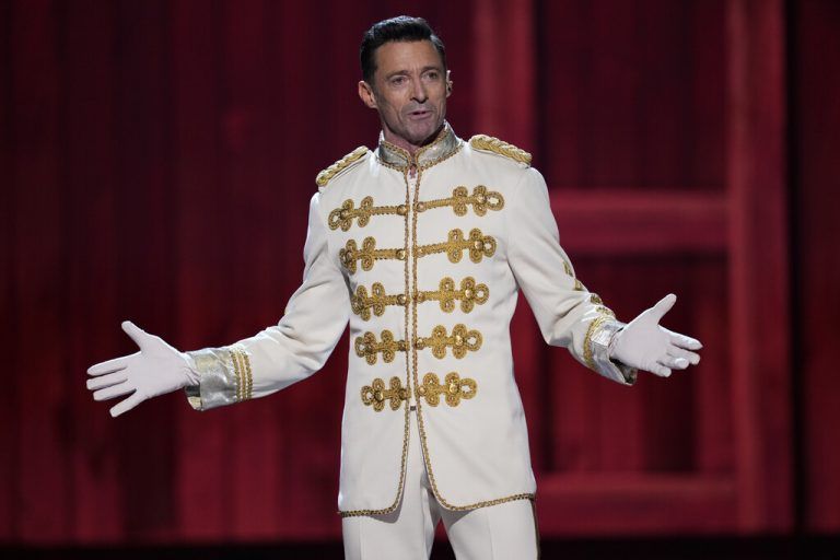 Hugh Jackman im Musical „The Music Man“. ap