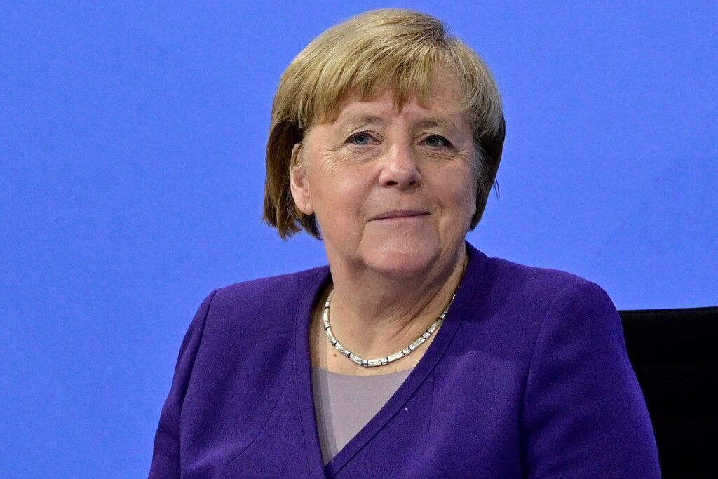 Merkel bricht nach Monaten ihr Schweigen