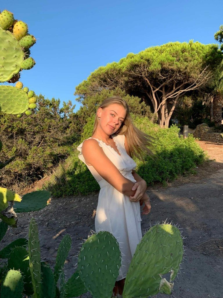 Lara Niederegger aus Mittelberg verbringt die Pfingstferien auf Kreta.