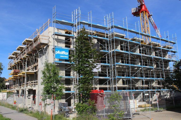 Nächster Schritt: bei der Anlage an der Harder Betonstraße wird Ende Juni Dachgleiche gefeiert. stp/2