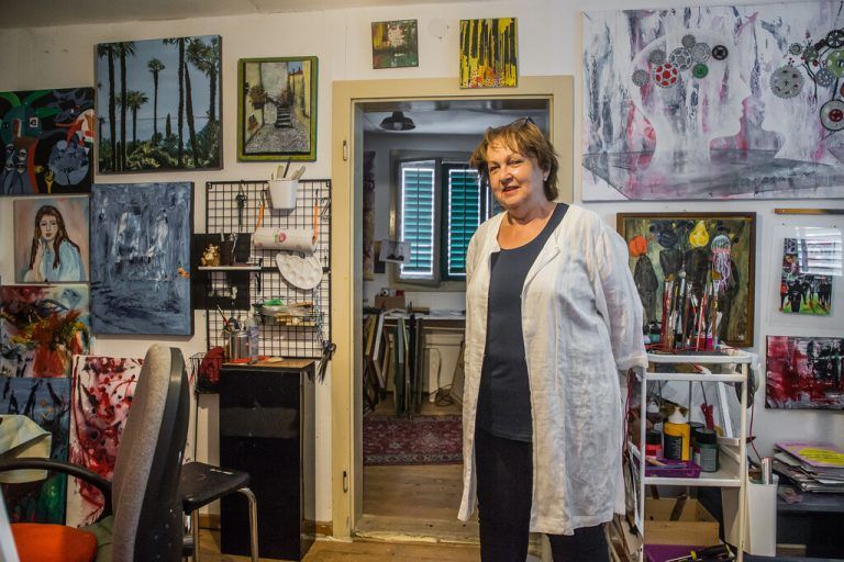 Sigrid Fritsche stellt ihr Kelleratelier gerne für die schöne Aktion zur Verfügung.