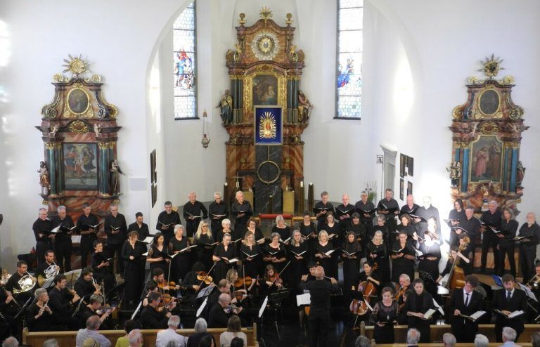 Solisten, ein Projektchor und -orchester unter Benjamin Lack boten in der Basilika Bildstein Besonderes. VN/cd