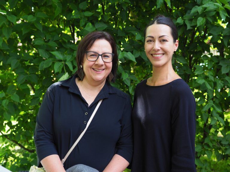 Verena Walch und Mirjam Böckle-Plörer waren farblich bestens abgestimmt.