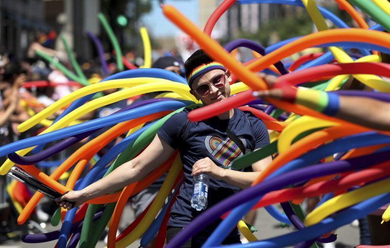 Viele bunte Ballons waren auf der 