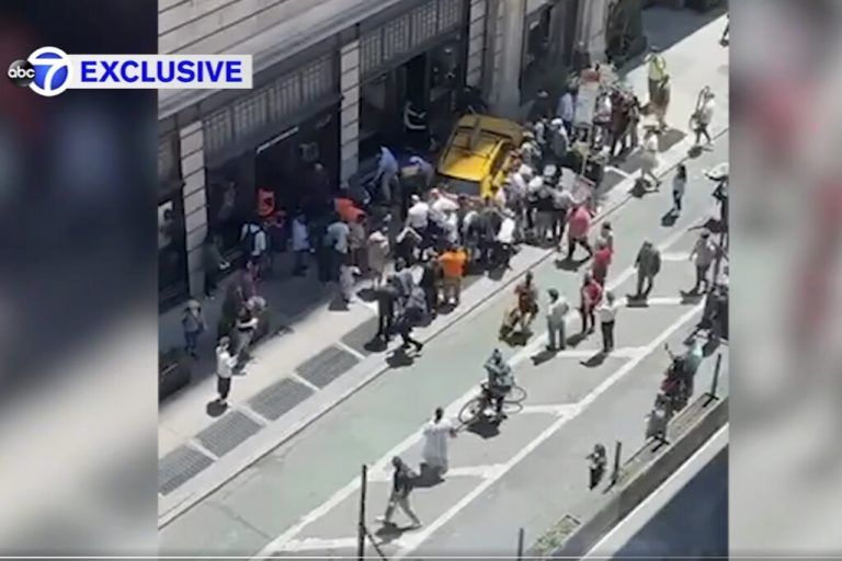 Wie es zu dem Unfall kommen konnte, ist noch unklar. wabc/ap