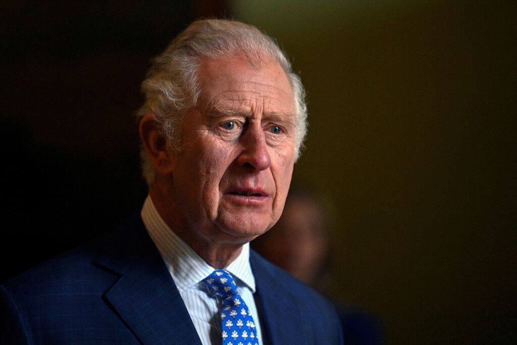 Millionenspenden für Stiftungen von Prinz Charles in Koffer und Taschen
